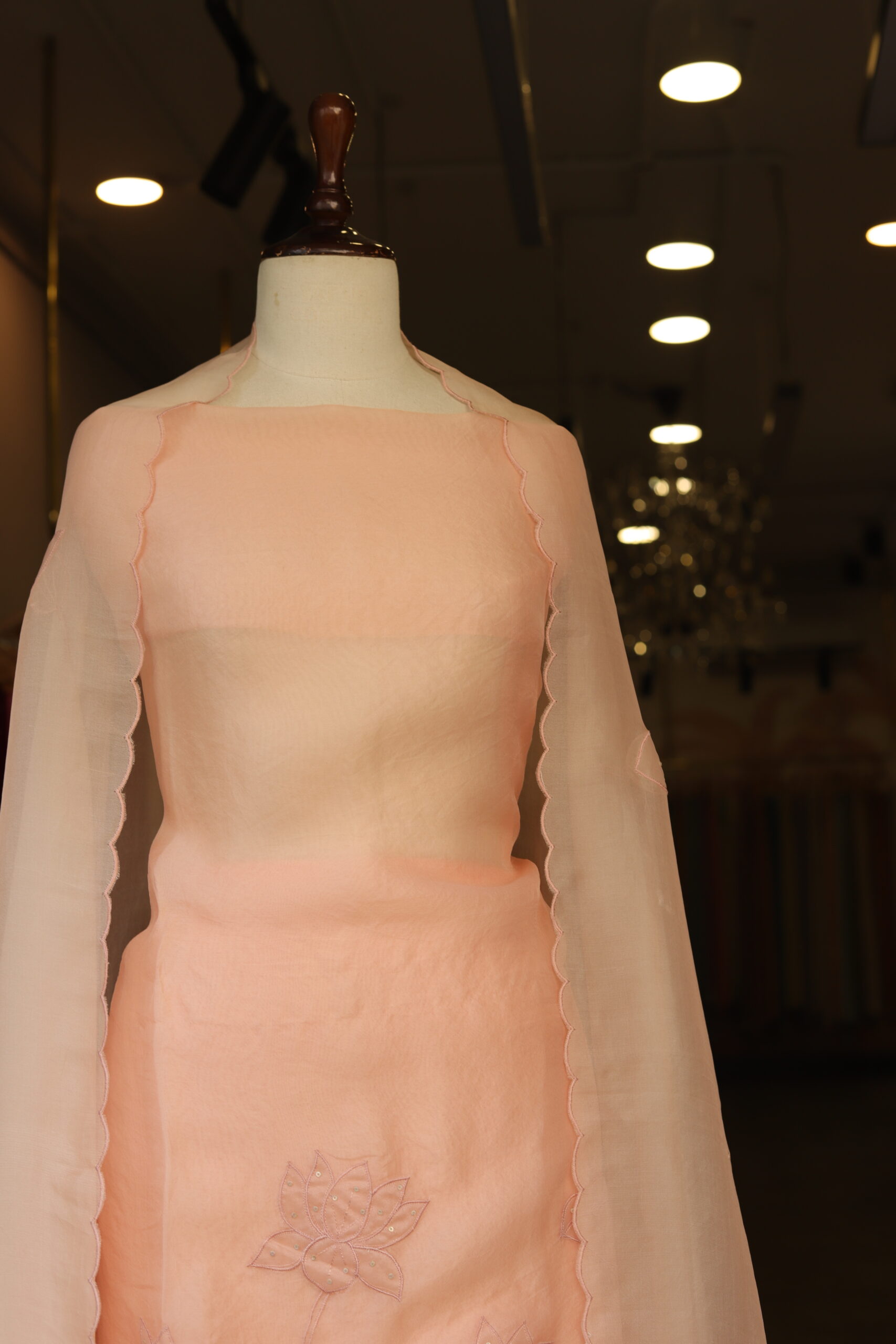 Peach Lotus - Image 4